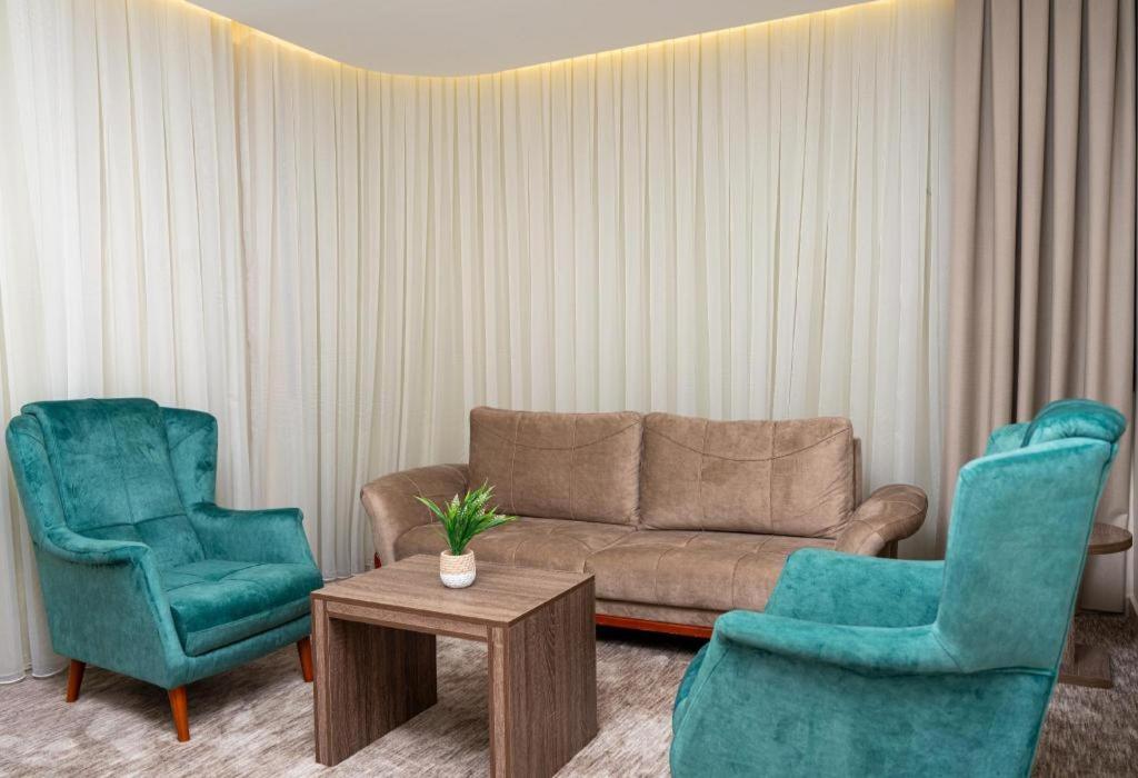 Platinum The First Hotell Medina Eksteriør bilde