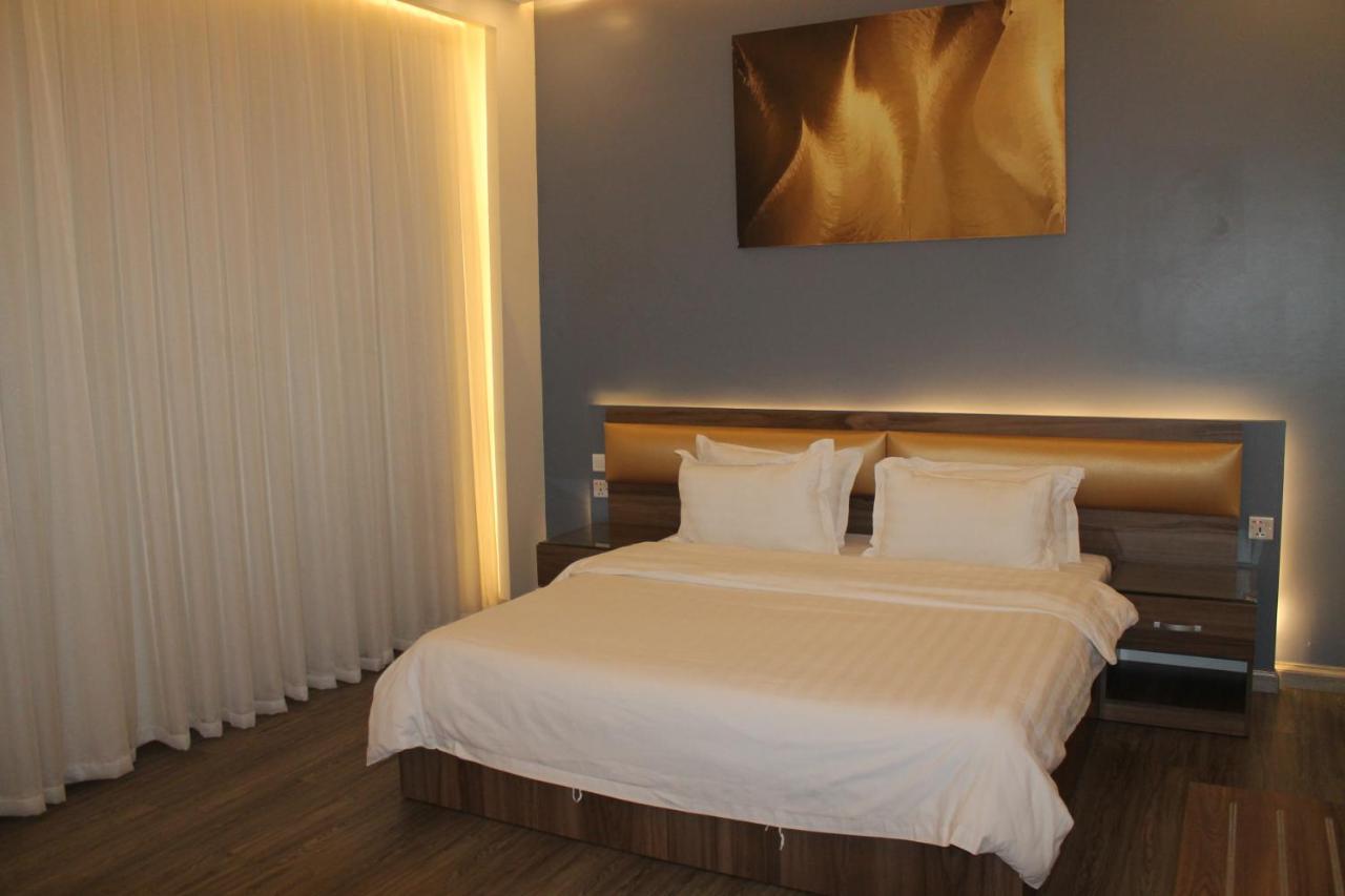 Platinum The First Hotell Medina Eksteriør bilde