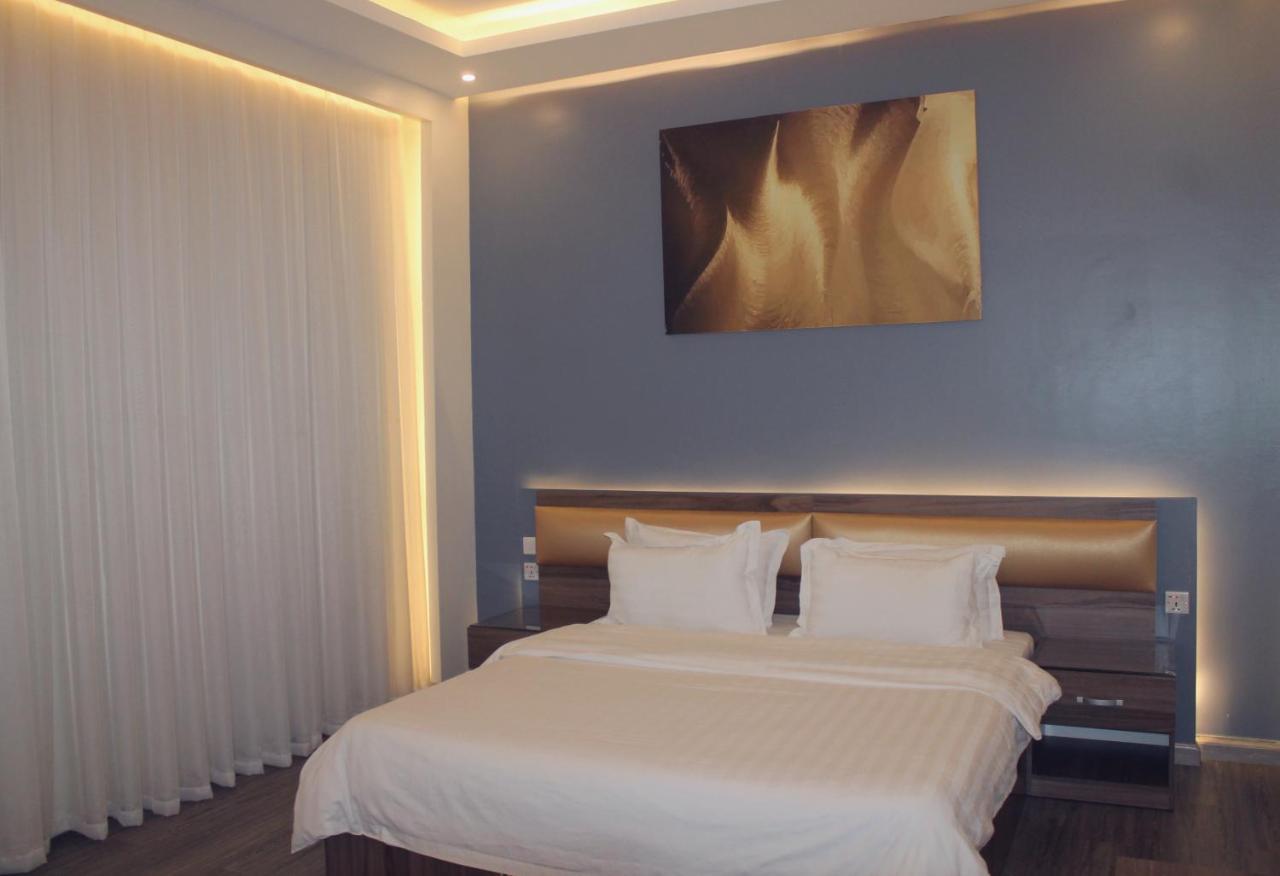 Platinum The First Hotell Medina Eksteriør bilde