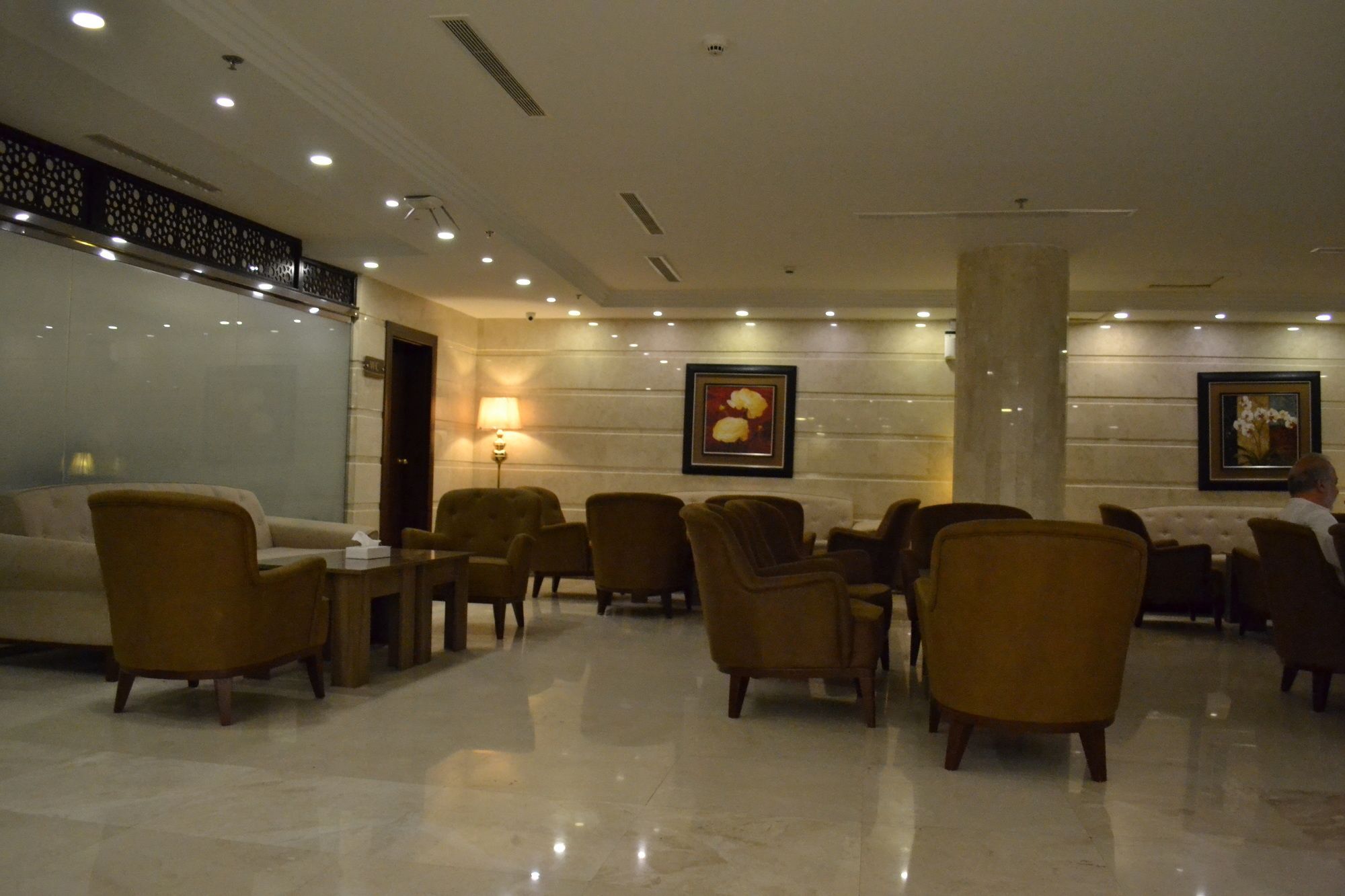 Platinum The First Hotell Medina Eksteriør bilde