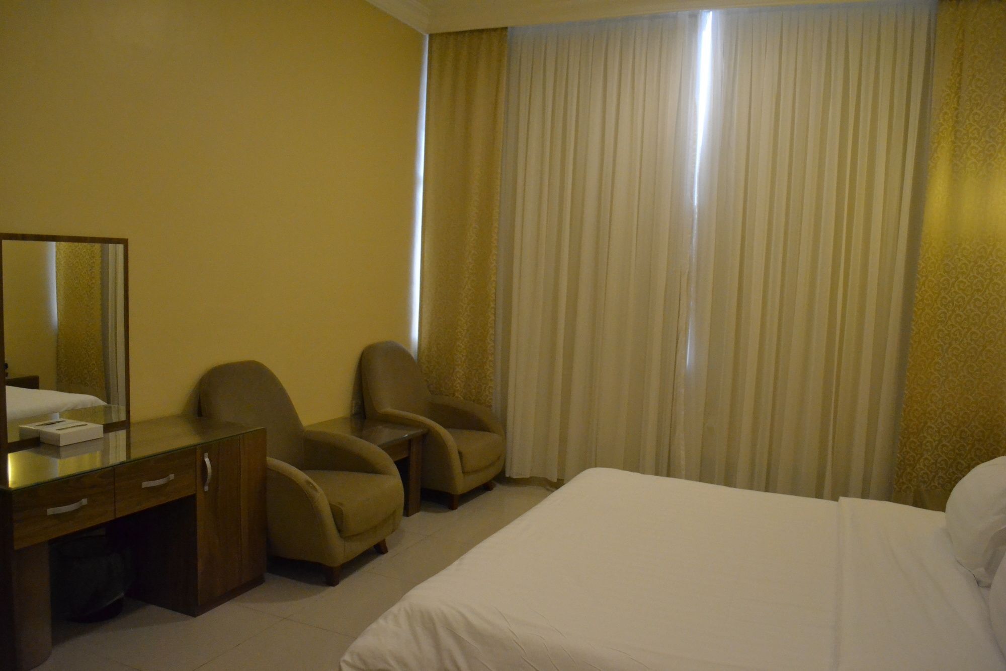 Platinum The First Hotell Medina Eksteriør bilde